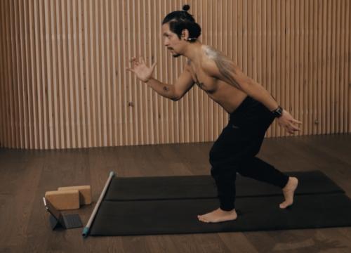Posílení malého a středního hýžďového svalu a hip hinge - kyčle